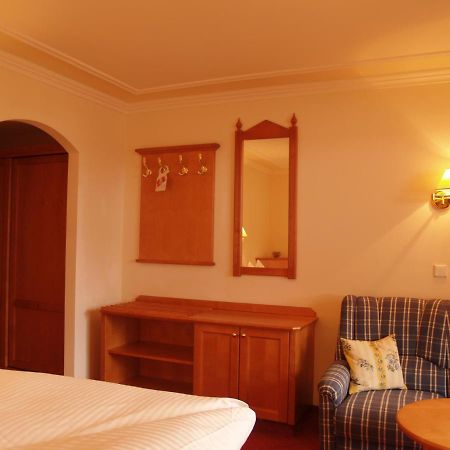 Hotel Edelweiss Заалбах-Хинтерглем Стая снимка